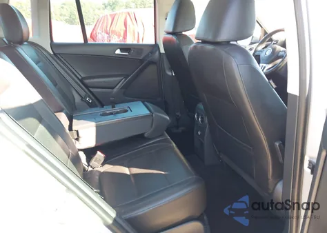 2014 Volkswagen Tiguan Sel from USA, damaged, VIN WVGAV3AX8EW560108